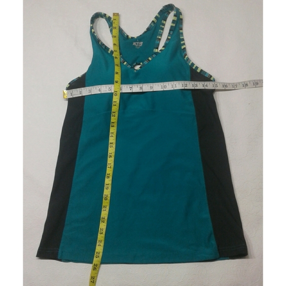 Old Navy Active Racerback tank top size L - Picture 6 of 11